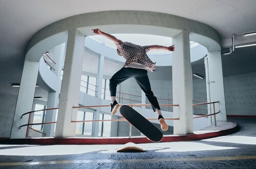 Skate Boarder Canon EOS R7