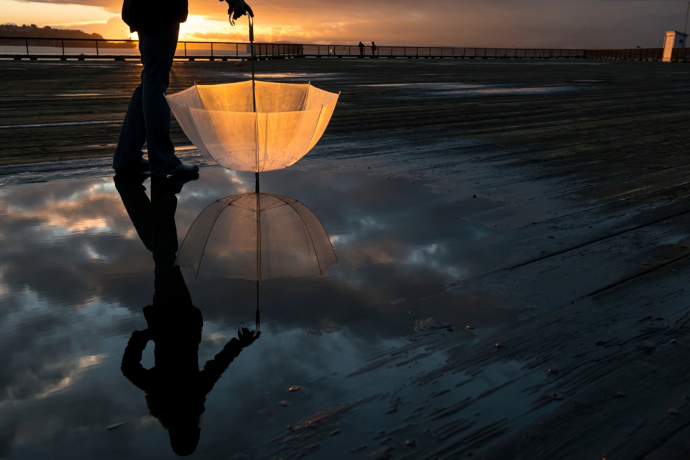 Day 7 Lesson: Photograph Reflections of People