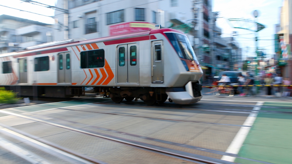 light rail going through an intersection panning movement