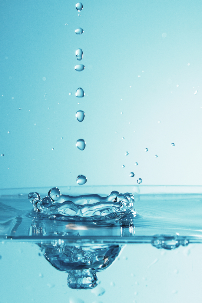 Water drops falling side view