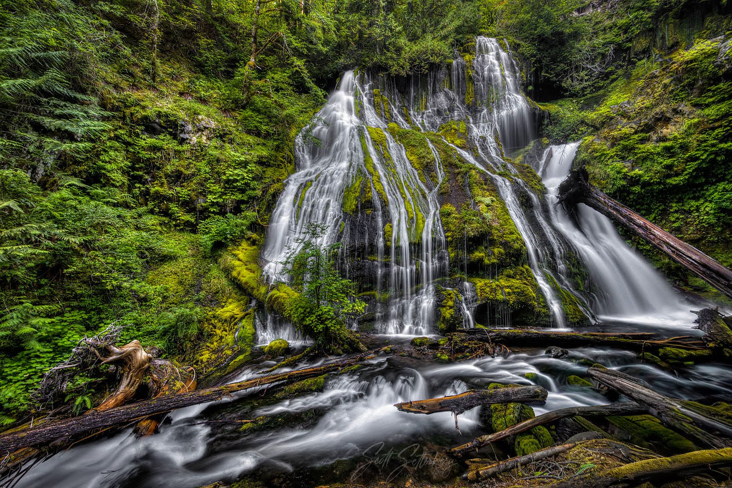 colortexturephototours waterfall 4