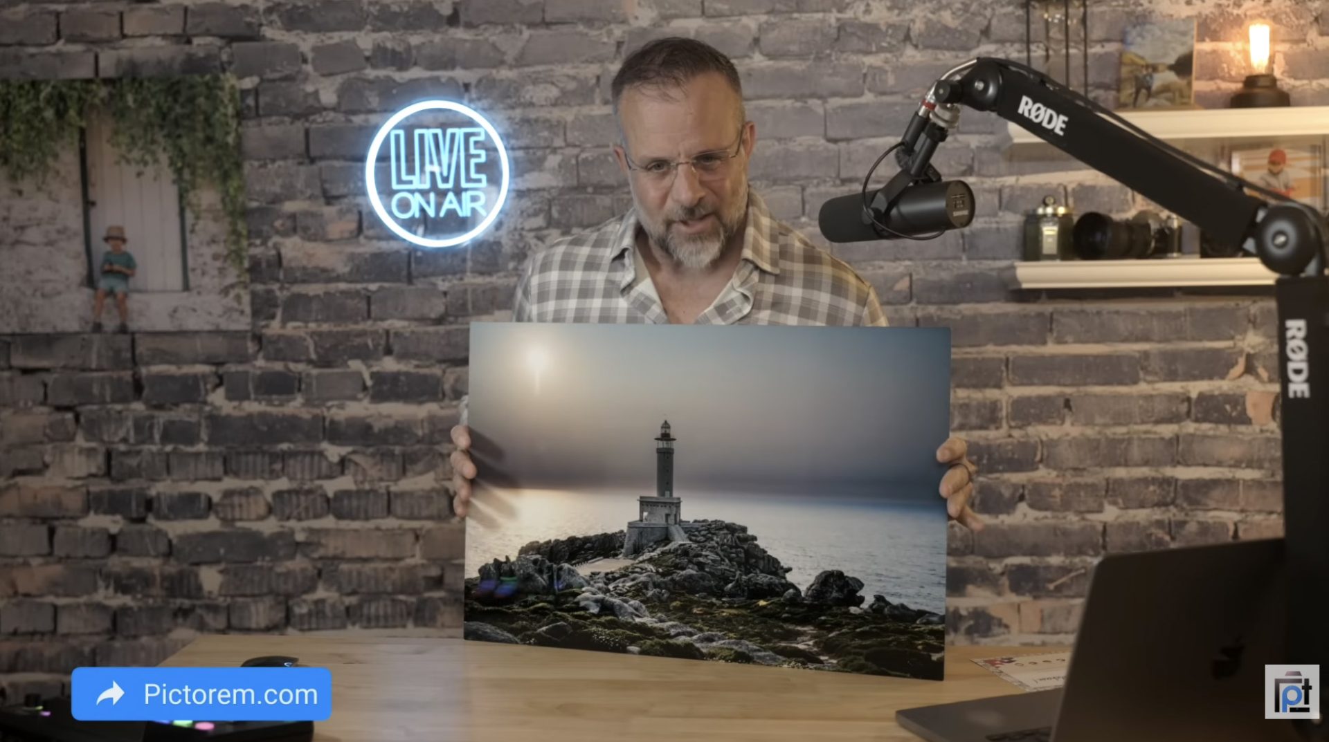 Pictorem Metal Print Review: Quality, Durability Tested - Photography Talk
