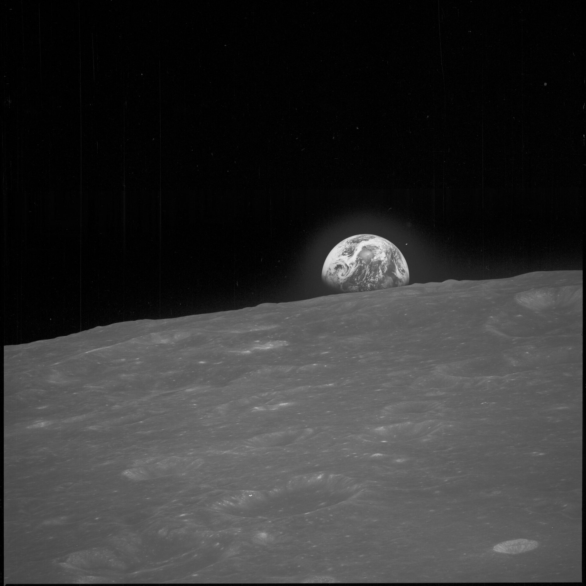 Earthrise Photo: The Story of Apollo 8's 1968 Shot